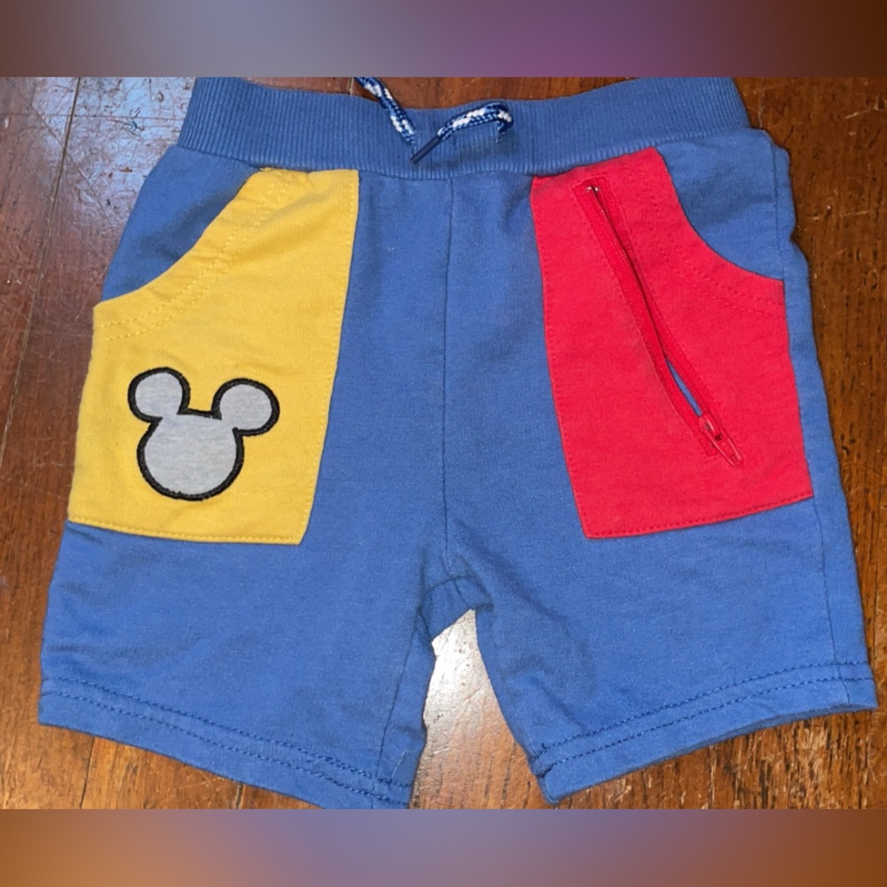 Boys Mickey shorts